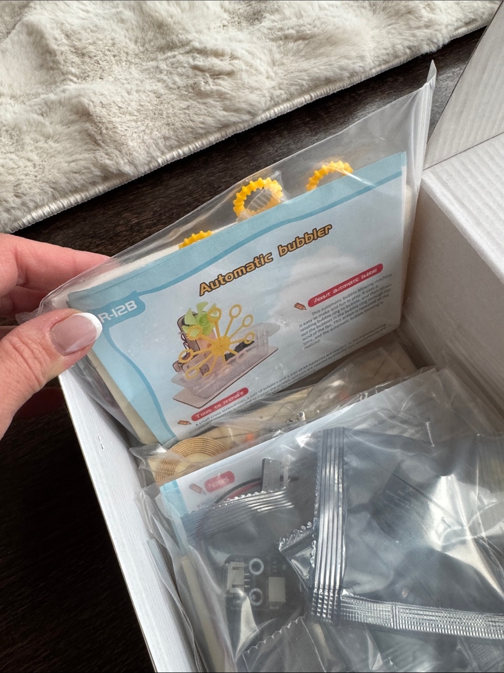 Brand New In Box - STEM Kit for Kids - Learn While You Play (White/Blue) - Picture 7 of 10